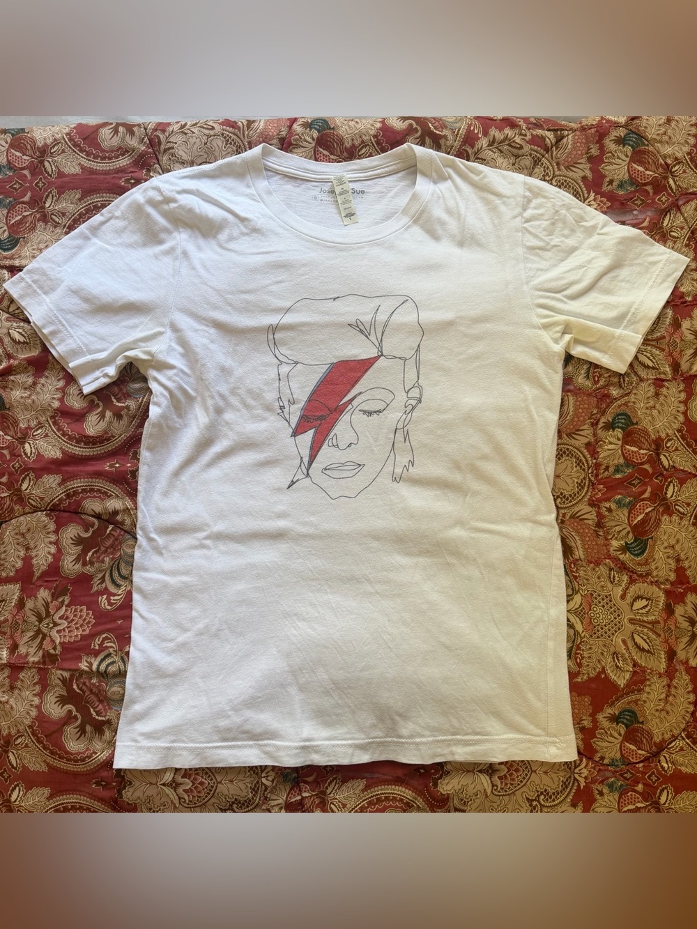 Joseph & Sue Bowie Graphic Crewneck T-Shirt Small